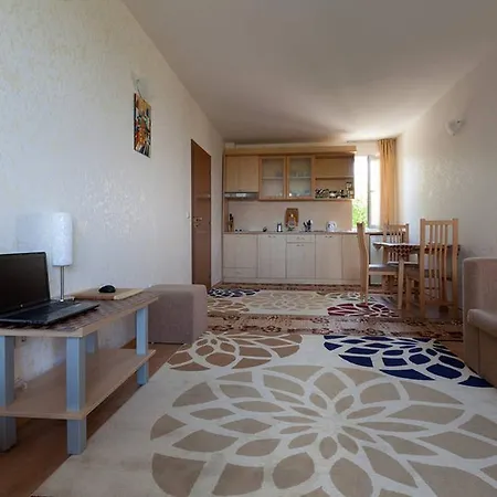 Panoramic Sea View *