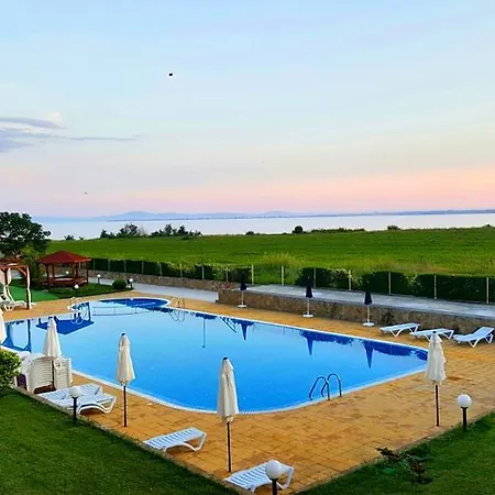 Panoramic Sea View Апартаменти *